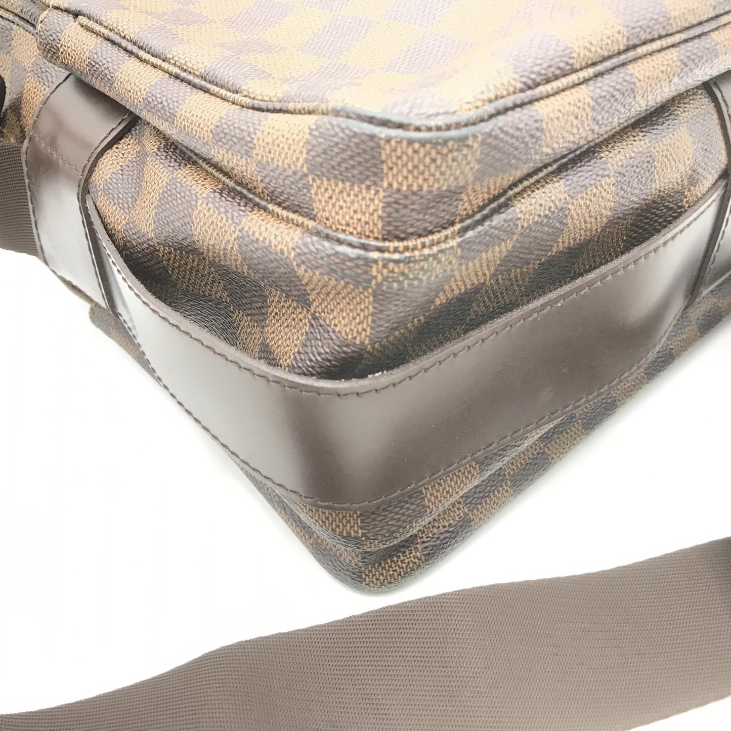 Louis Vuitton Damier Ebene Crossbody Handbag