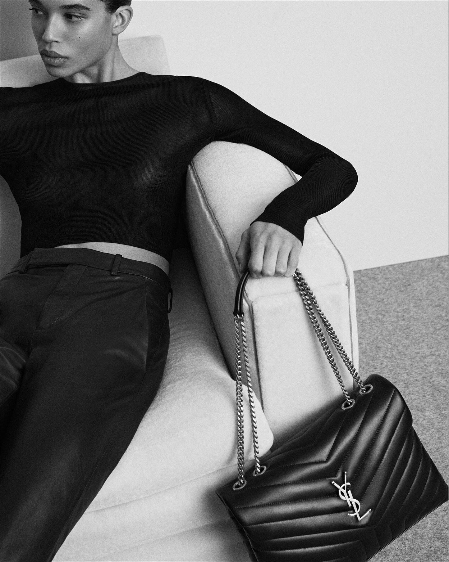 YSL LOULOU MEDIUM CHAIN BAG IN QUILTED "Y" LEATHER